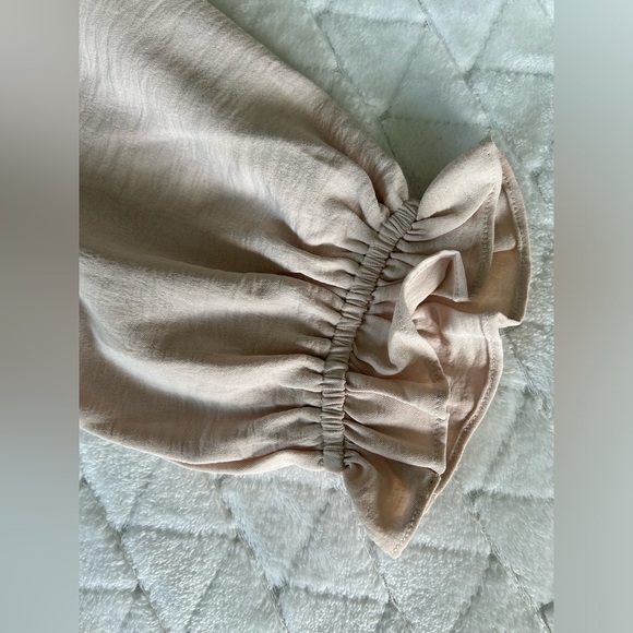 NWT Jodifl | Light Beige Blouse with Ruffle Detailing & 3/4 Sleeves | Size Small - Picture 13 of 13